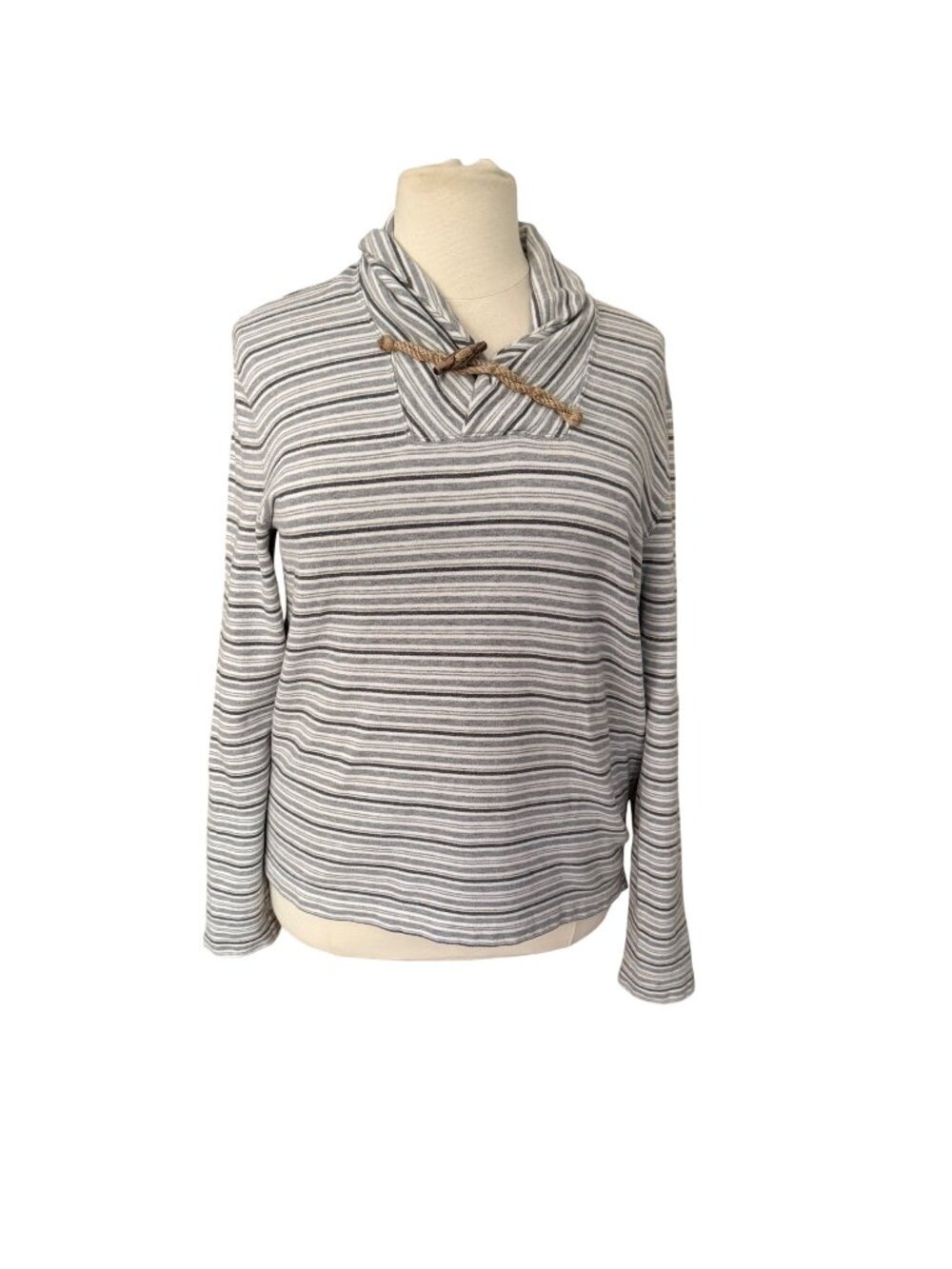 Club Monaco Size XL Gray & White Striped Toggle Shawl Collar Sweater Pullover
